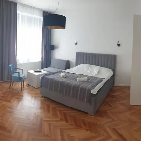 Krasan Mali Apartman U Centru Sarajeva *